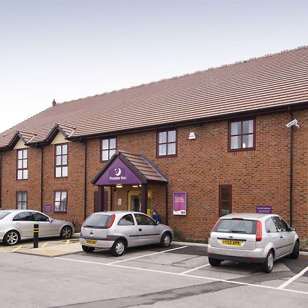 Premier Inn Crewe Central Zewnętrze zdjęcie