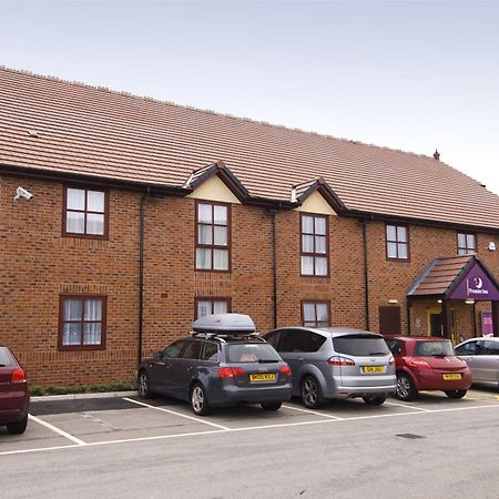 Premier Inn Crewe Central Zewnętrze zdjęcie