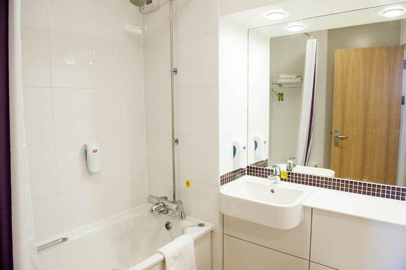 Premier Inn Crewe Central Zewnętrze zdjęcie