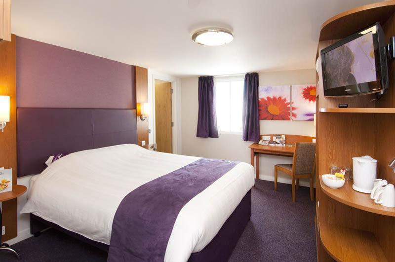 Premier Inn Crewe Central Zewnętrze zdjęcie
