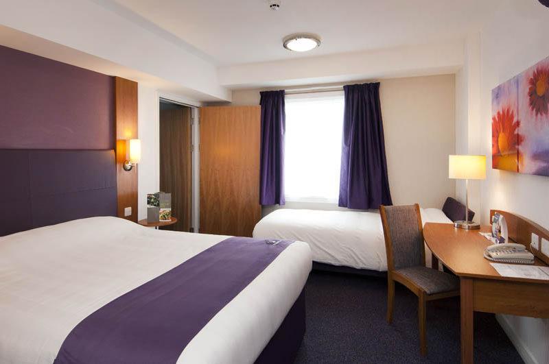 Premier Inn Crewe Central Zewnętrze zdjęcie